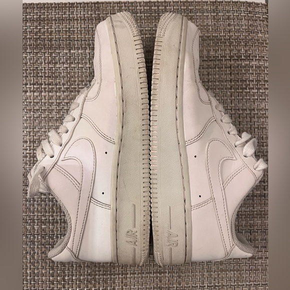 AF1 Beyond Pink Size 5.5 - Picture 3 of 7